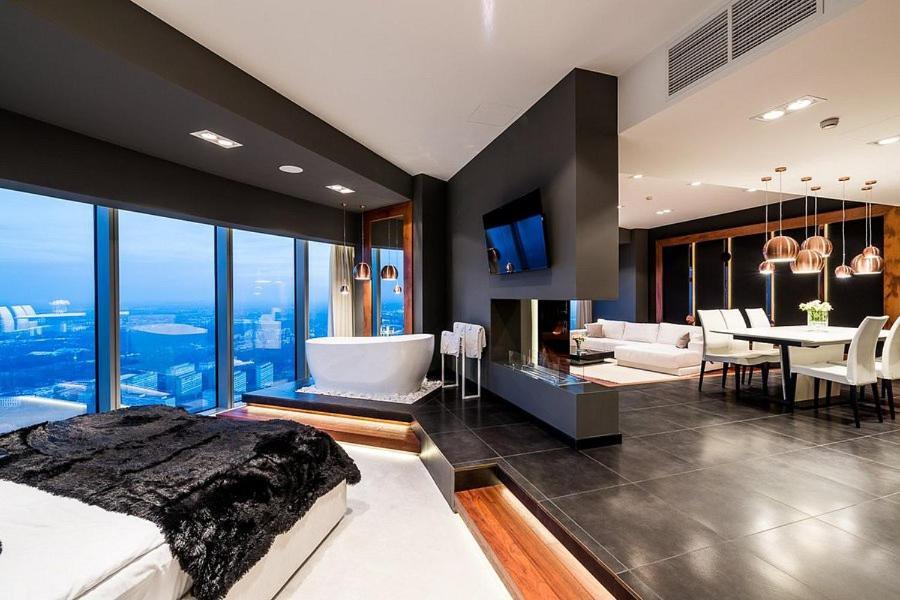 Apartamenty Sky Tower Z Wanna Przy Oknie 브로츠와프 외부 사진